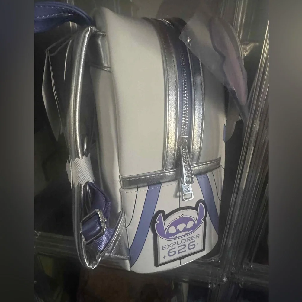 Loungefly nwt disney